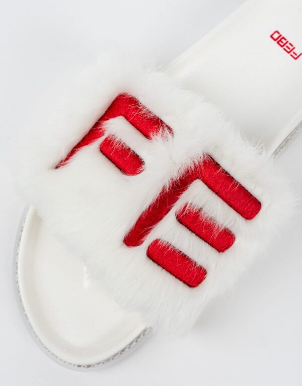 close up van de FEBO Furry Slipper Speciaal